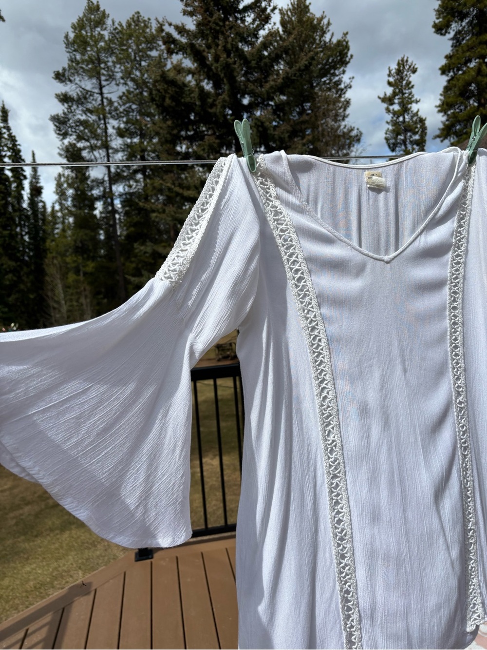 O'Neill White Boho Crochet-Trim Bell Sleeve Blouse
